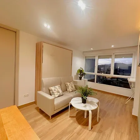 Estudio Centrico En דירה נרחה